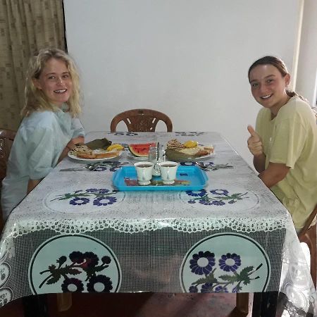 Colonial Surfing Villa Hostel & Home Stay ミディガマ・イースト エクステリア 写真