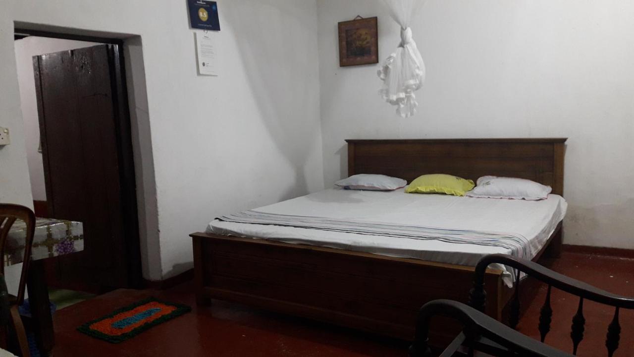Colonial Surfing Villa Hostel & Home Stay ミディガマ・イースト エクステリア 写真