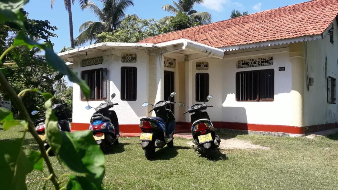 Colonial Surfing Villa Hostel & Home Stay ミディガマ・イースト 部屋 写真
