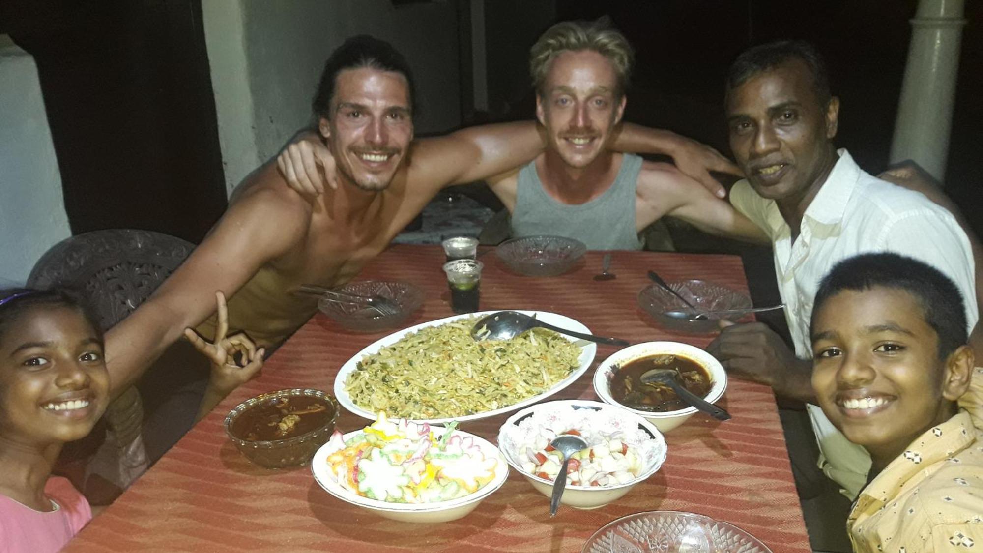 Colonial Surfing Villa Hostel & Home Stay ミディガマ・イースト エクステリア 写真