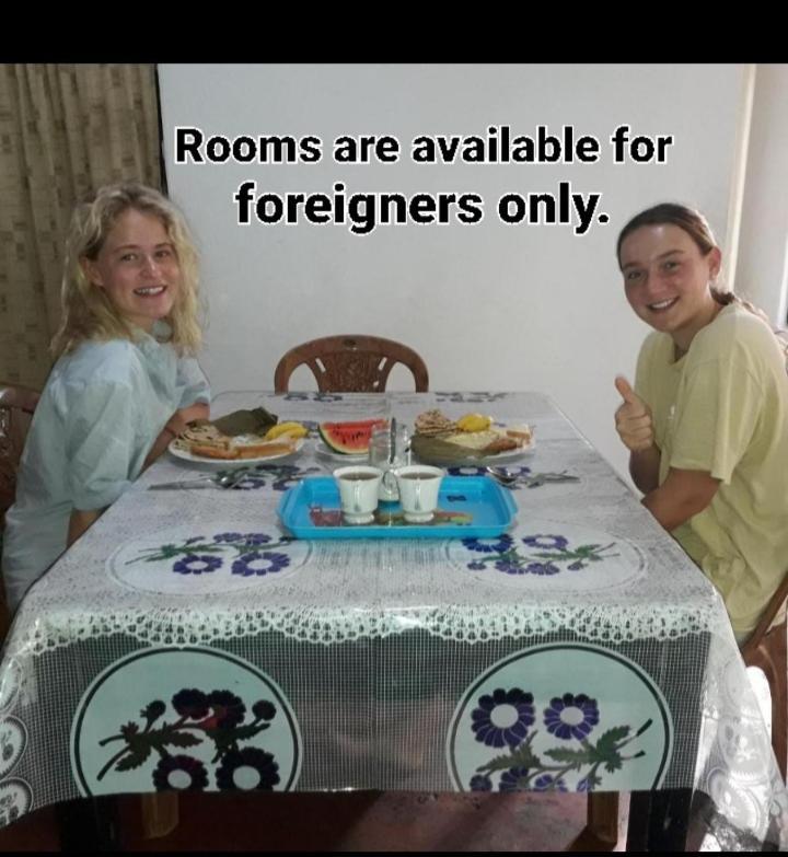 Colonial Surfing Villa Hostel & Home Stay ミディガマ・イースト エクステリア 写真