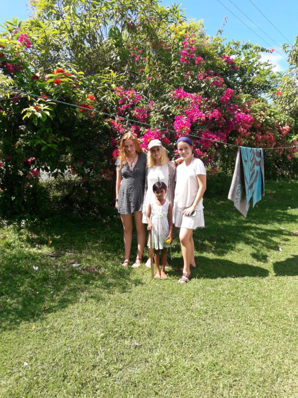 Colonial Surfing Villa Hostel & Home Stay ミディガマ・イースト エクステリア 写真
